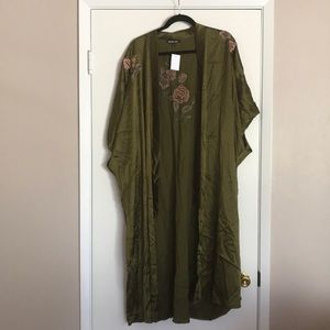 New w/tags kimono!